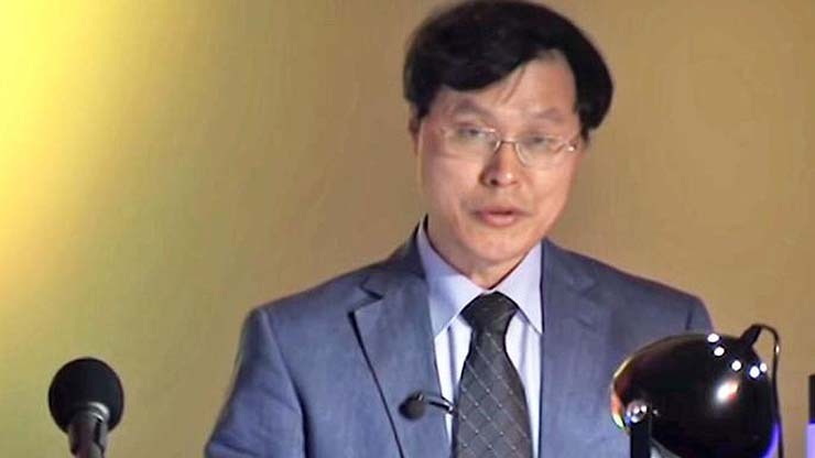 Aliens reproduce with humans Oxford University Extraterrestrial - Professor at Oxford University assures that aliens are reproducing with humans