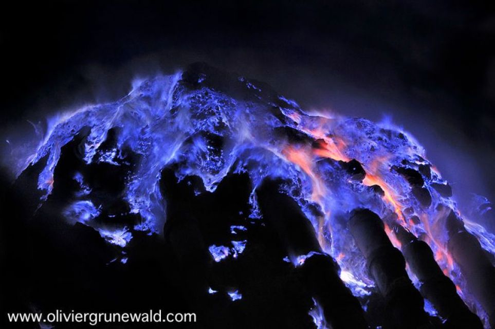 Spectacular blue lava flows at this Indonesian volcano 16