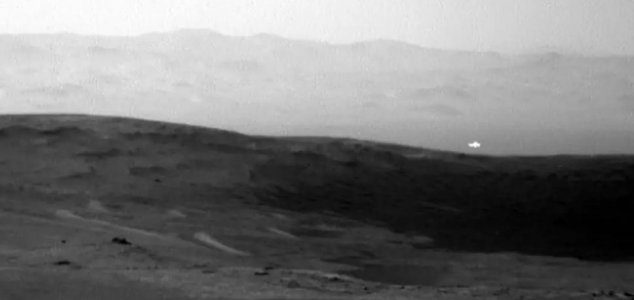 Mysterious Light Seen in Mars Photograph 1