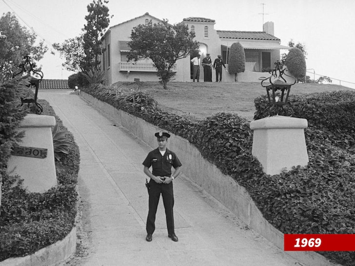 Manson murder house is sold to Zak Bagans 4