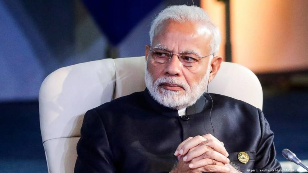 India shoots down satellite, becomes 'space superpower' 1