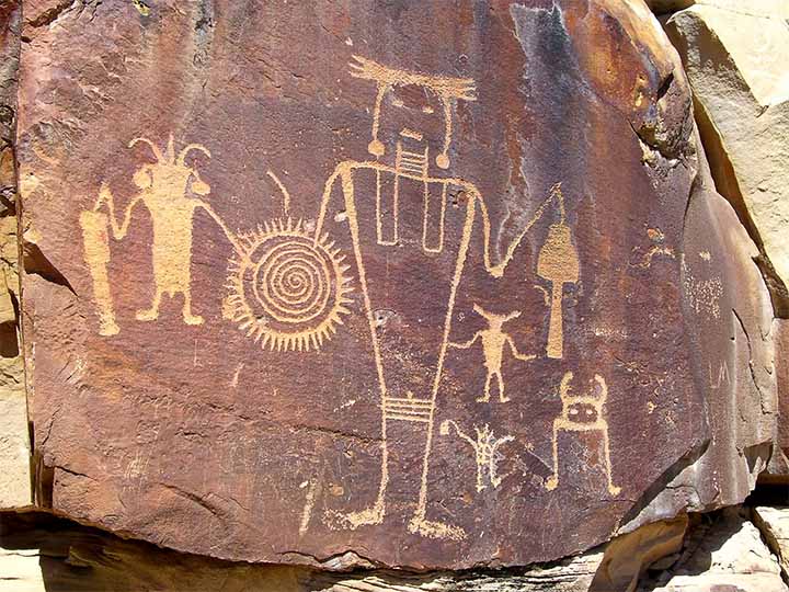 The Hopi legend of the ‘flying shields’ 15
