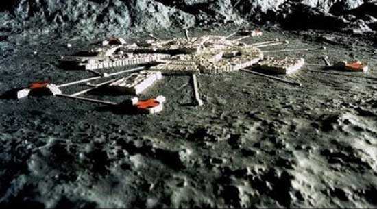 Aliens on the moon, facts and theories 14