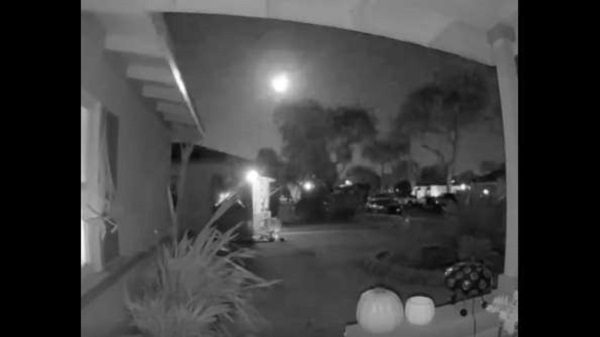 ‘Huge’ Meteor Fireball Captured on Doorbell Cam over Southern California 1