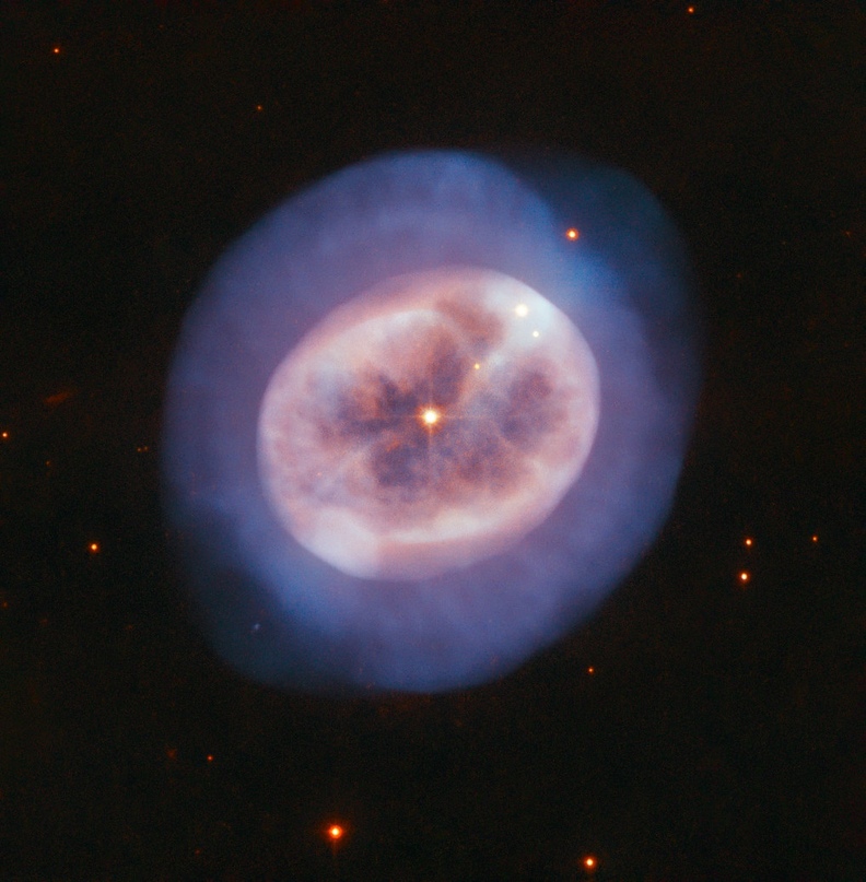 Hubble photographed a dying star in the constellation Orion 21