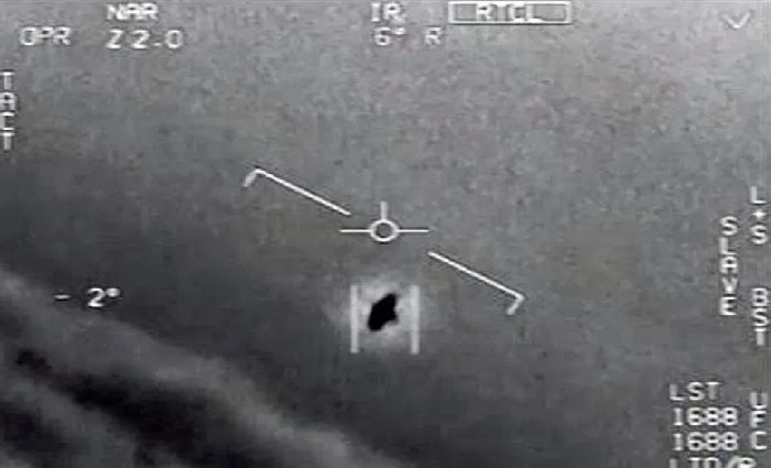 Pilot Who Chased The UFO Says there are Missing Tapes 1