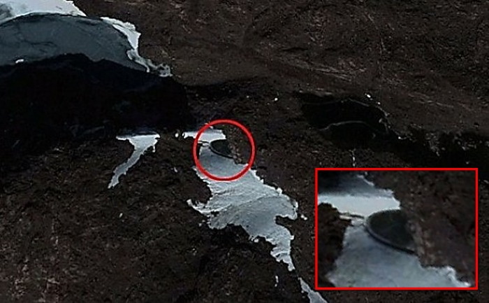 NASA has photographed a UFO in Antarctica 9