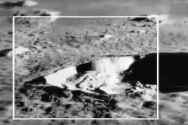 A spectacular video shows a "cylindrical object that expels a puff of smoke" on the moon 21