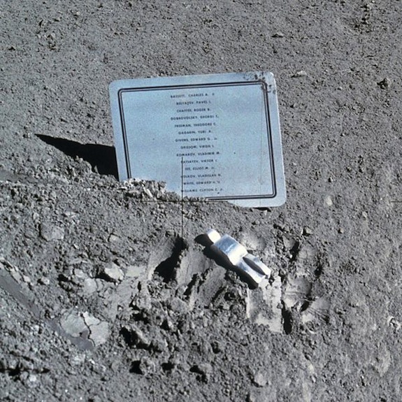 Eugene Shoemaker: The Only Human Being "Buried" on the Moon 6