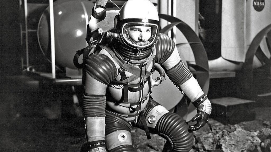 Eugene Shoemaker: The Only Human Being "Buried" on the Moon 26