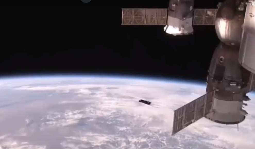 Huge UFO appears near the International Space Station 17