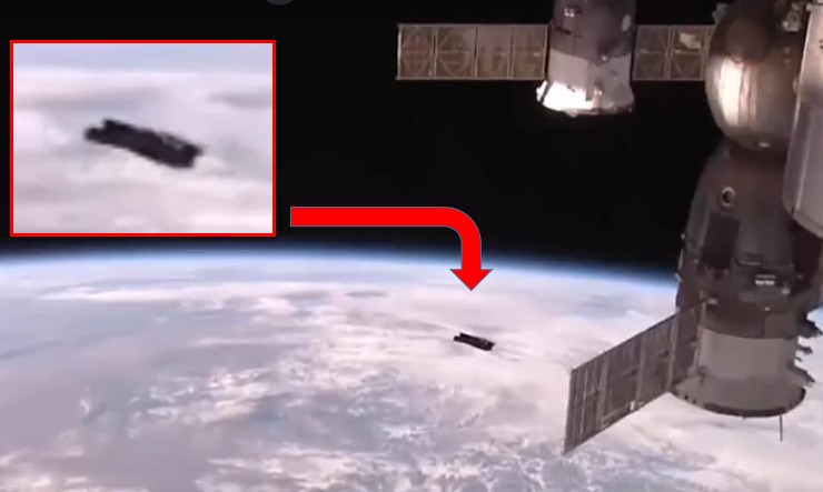 Huge UFO appears near the International Space Station 27