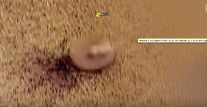 A huge "discoid object" photographed near the Martian North Pole 13