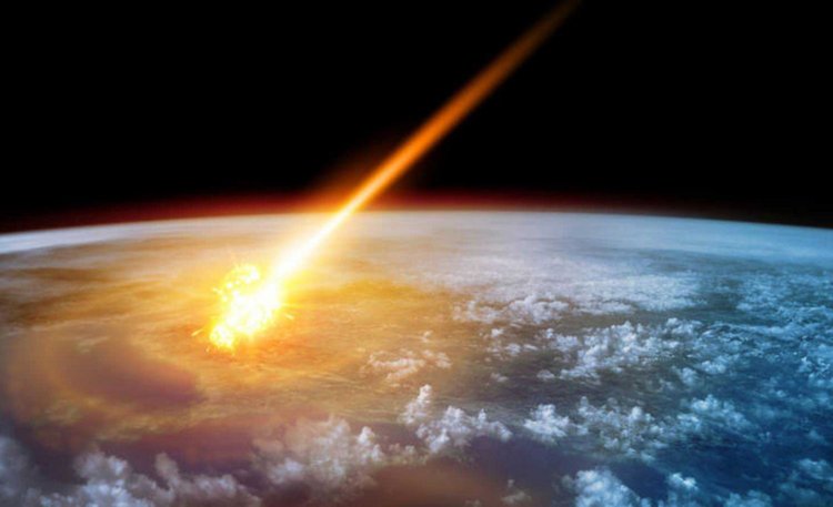 Scientists warn that large meteorites hit the Earth every 180 years like a nuclear bomb 1