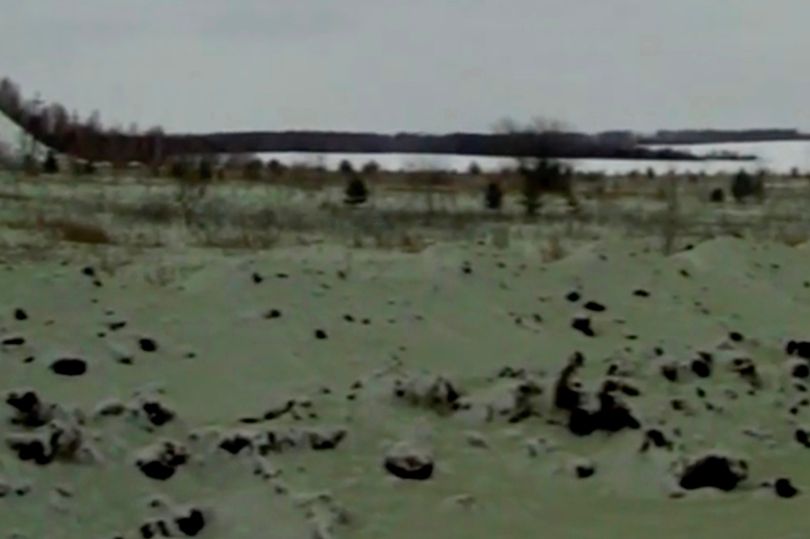 Green snow falls on Russian city already terrified by meteor 29