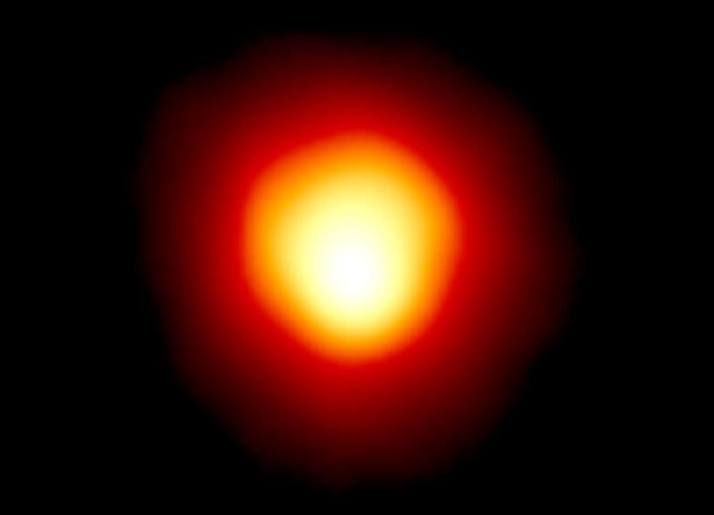 Betelgeuse star continues to fade, preparing for an explosion 7