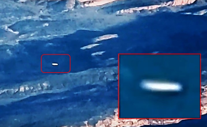 Pilot films a UFO flying over Zion National Park, Utah 1