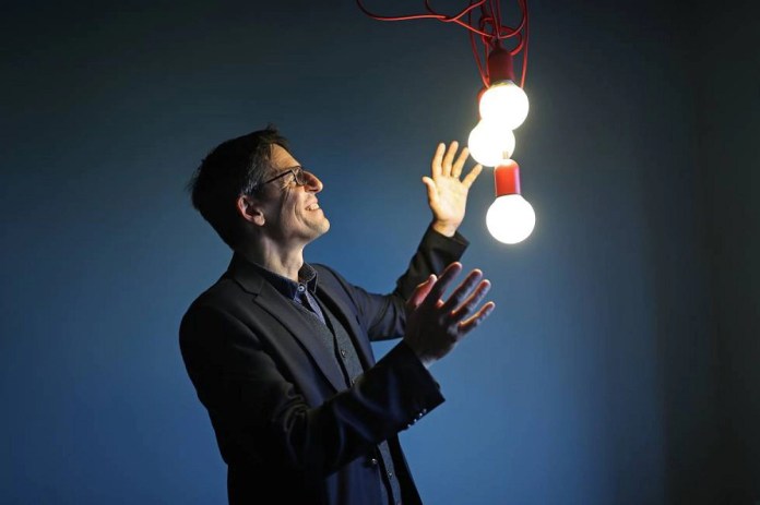 Nobel Prize Winner in Physics predicts: Life in the universe is everywhere 4