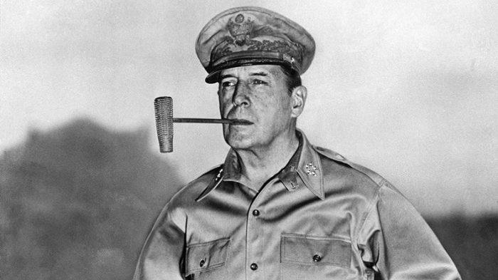 General Douglas MacArthur's interplanetary war 1