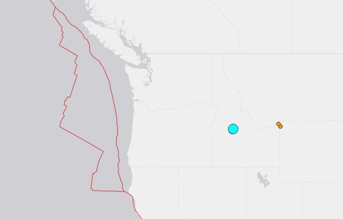 M6.5 earthquake in Idaho. Is Yellowstone or Rainier next? 26