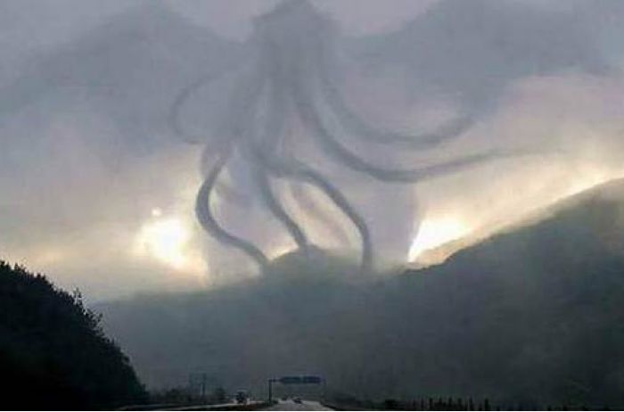 Do not overlook these events: The latest strange sounds from the sky in March and April 2020 9