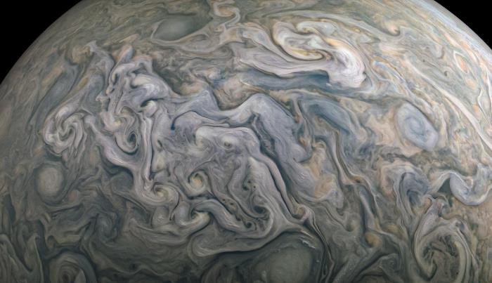 Hypnotizing Chaos: Juno Takes A New Picture Of Jupiter 16