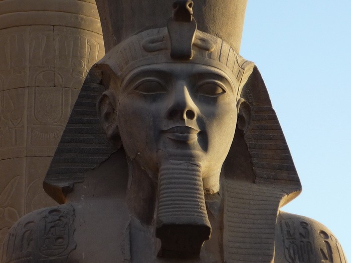 Helicopter, tank, submarine: what is actually depicted on the walls of the temple in Abydos 4