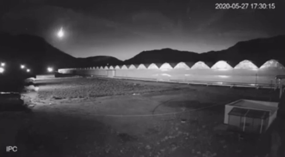 A bright fireball exploded over Armenia 7