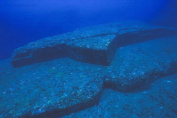 Yonaguni's underwater ruins - the remains of Lemuria? 52