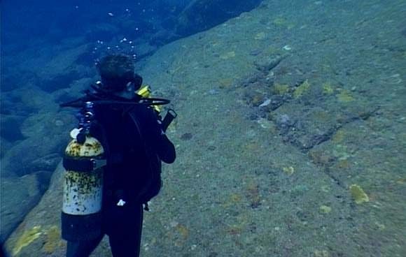 Yonaguni's underwater ruins - the remains of Lemuria? 65