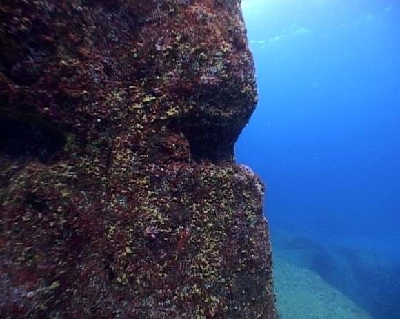 Yonaguni's underwater ruins - the remains of Lemuria? 68