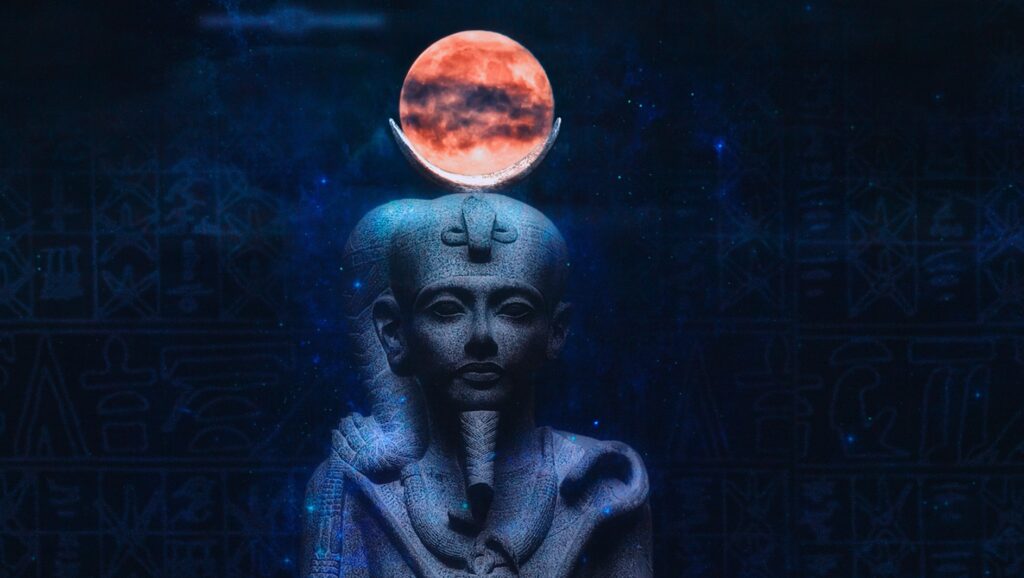 Traces of the ruler of ancient Egypt lead to the moon 9