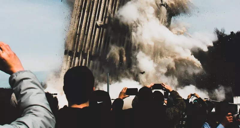 The collapse of humanity is predicted with a 90% probability 1