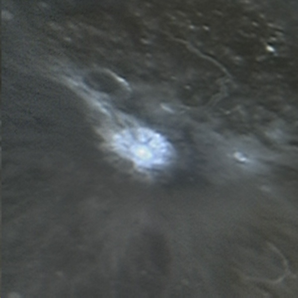 Short-lived lunar phenomenon: a mysterious glow on the surface of the moon