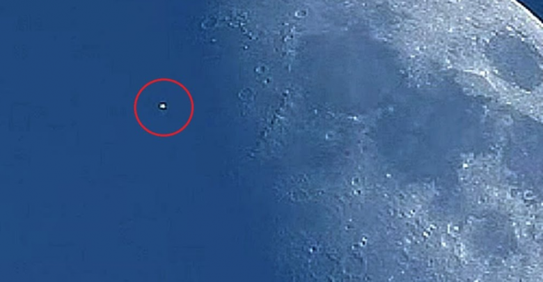 A mysterious object near the moon and a Disc-shaped UFO hit the news 5