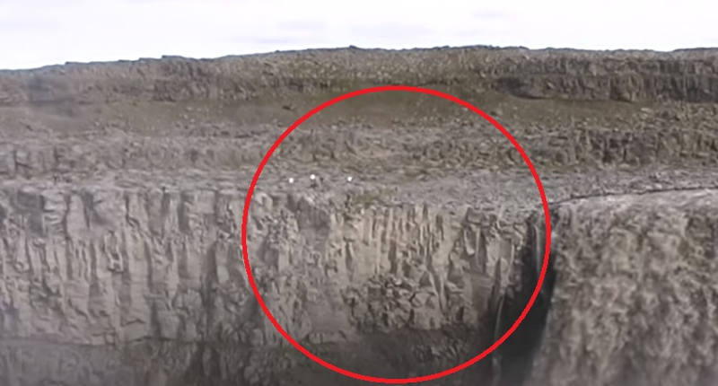 Iceland accidentally filmed a transforming alien watching people 2