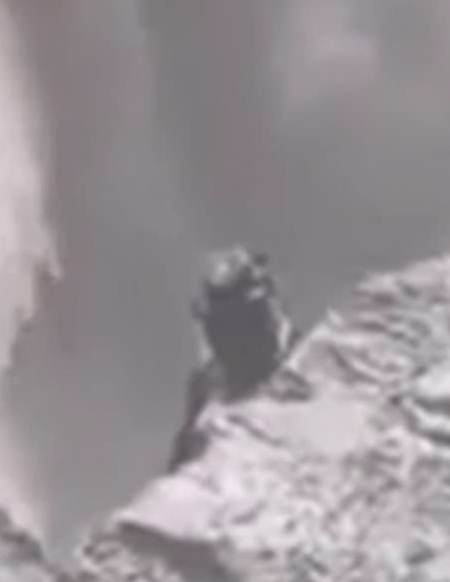 Iceland accidentally filmed a transforming alien watching people 9