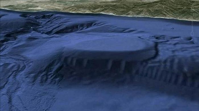 UFO underwater "base" found off the coast of Malibu 86