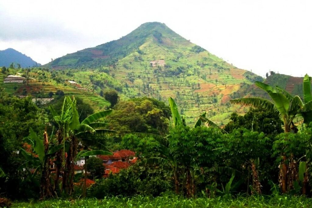 Gunung Padang - who built the oldest structure on Earth 1