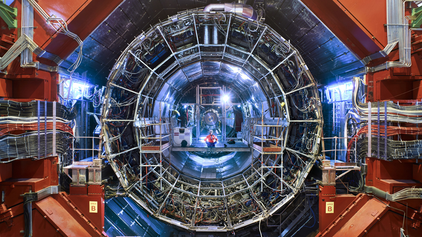 Cern Scientists Plan an Impressive Experiment - They Will Come Into A Parallel Universe 3