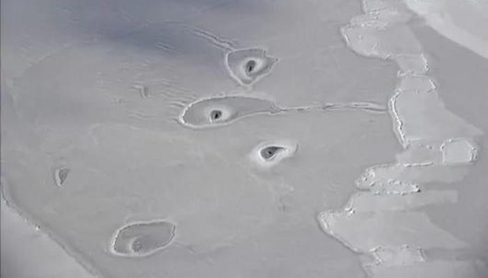 A strange phenomenon in the Arctic, the cause of which is unknown 35