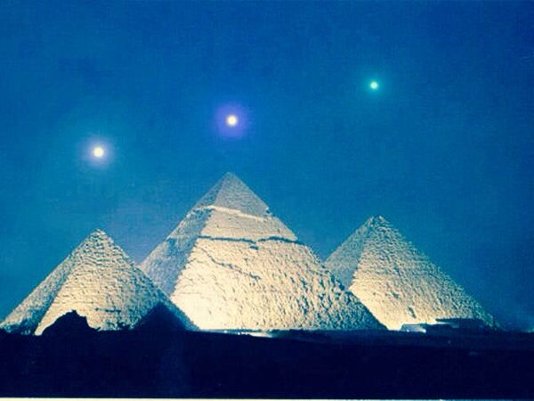 ORION : EGYPT - Orion's Belt stars Alnitak,Alnilam and Mintaka as seen moving towards the zenith from the pyramids of Giza, Egypt