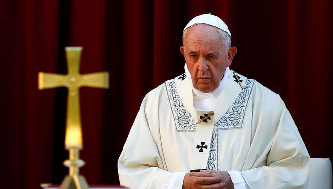 Pope urged to pray for the safety of robots and artificial intelligence 25