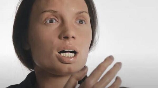 Cleo, the creepy automata: humanoid robot singer looks like a nightmare 17