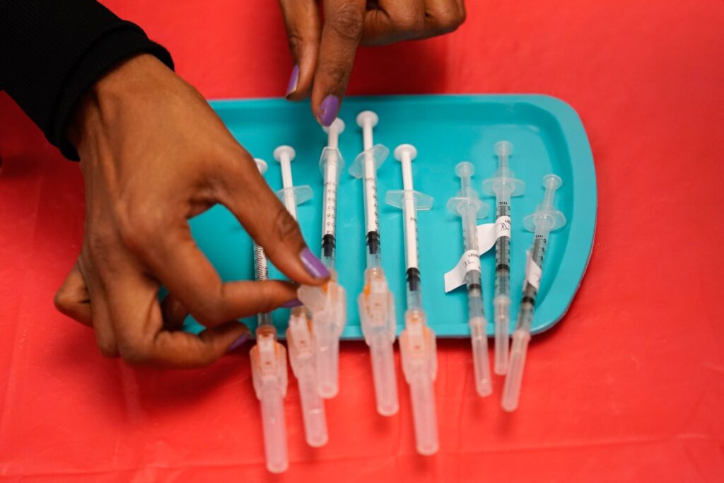Scientists' observations of the effects of Covid-19 vaccination in women 1