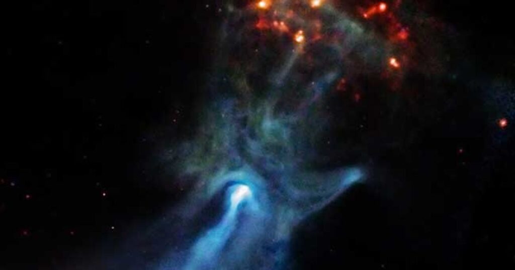 Astronomers have discovered a giant "ghost hand" that stretches 150 light-years through space 1