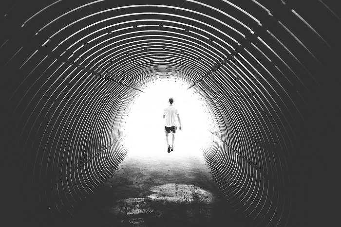 "Life flashed before my eyes": a British psychologist put forward the theory of the appearance of near-death visions 1