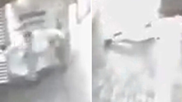 In Colombia, security guards were attacked by something invisible 10