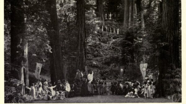A member of a secret society revealed the truth about the Bohemian Grove, slavery and the Universal mind 10