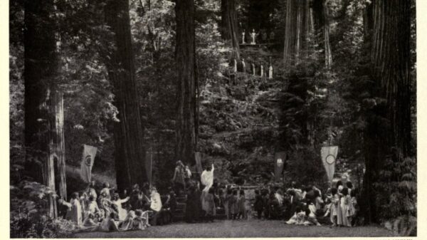 A member of a secret society revealed the truth about the Bohemian Grove, slavery and the Universal mind 28